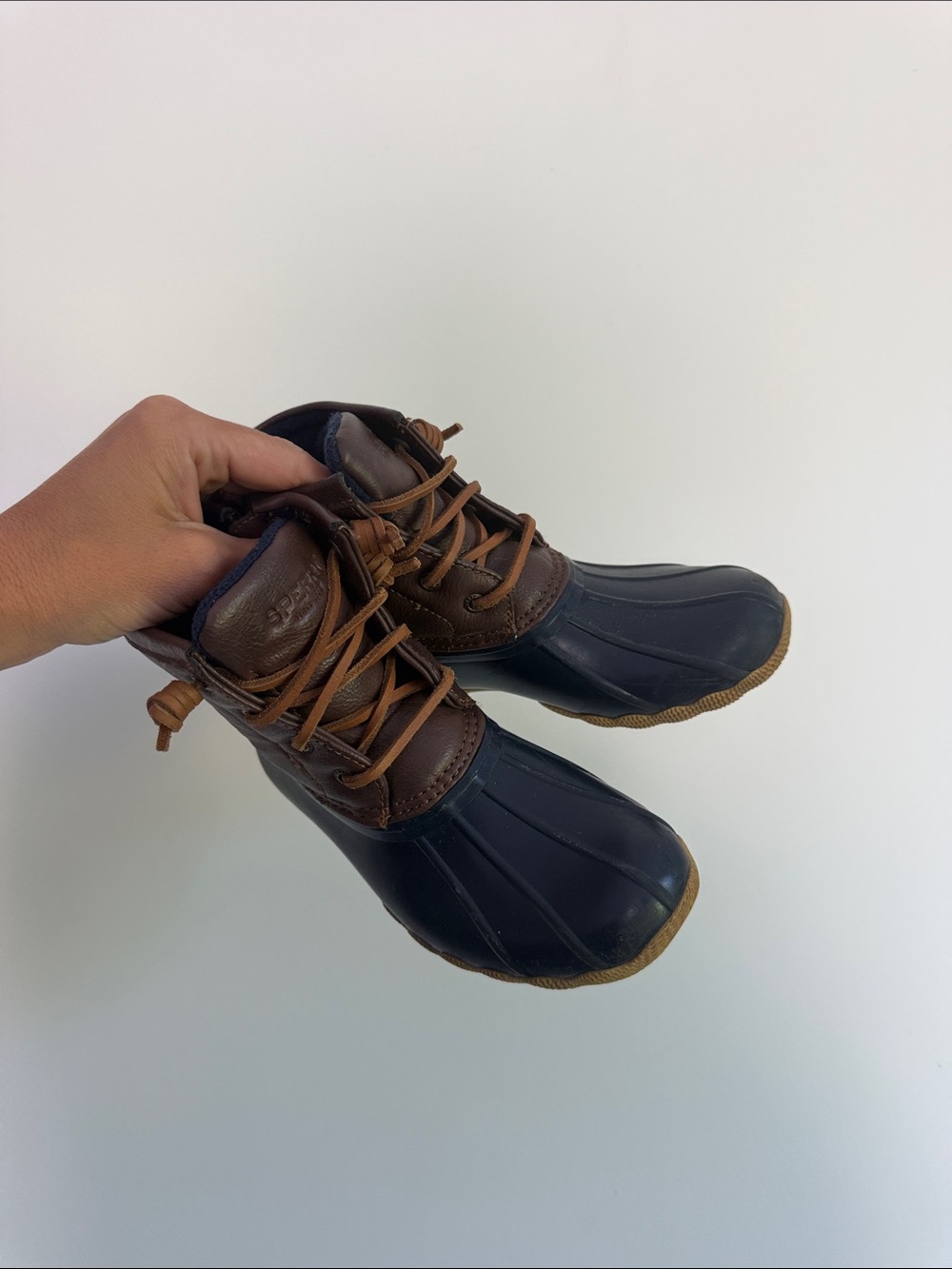 Sperry Little Kids’ Navy and Brown Lace-Up Duck Boots size 13 - GUC